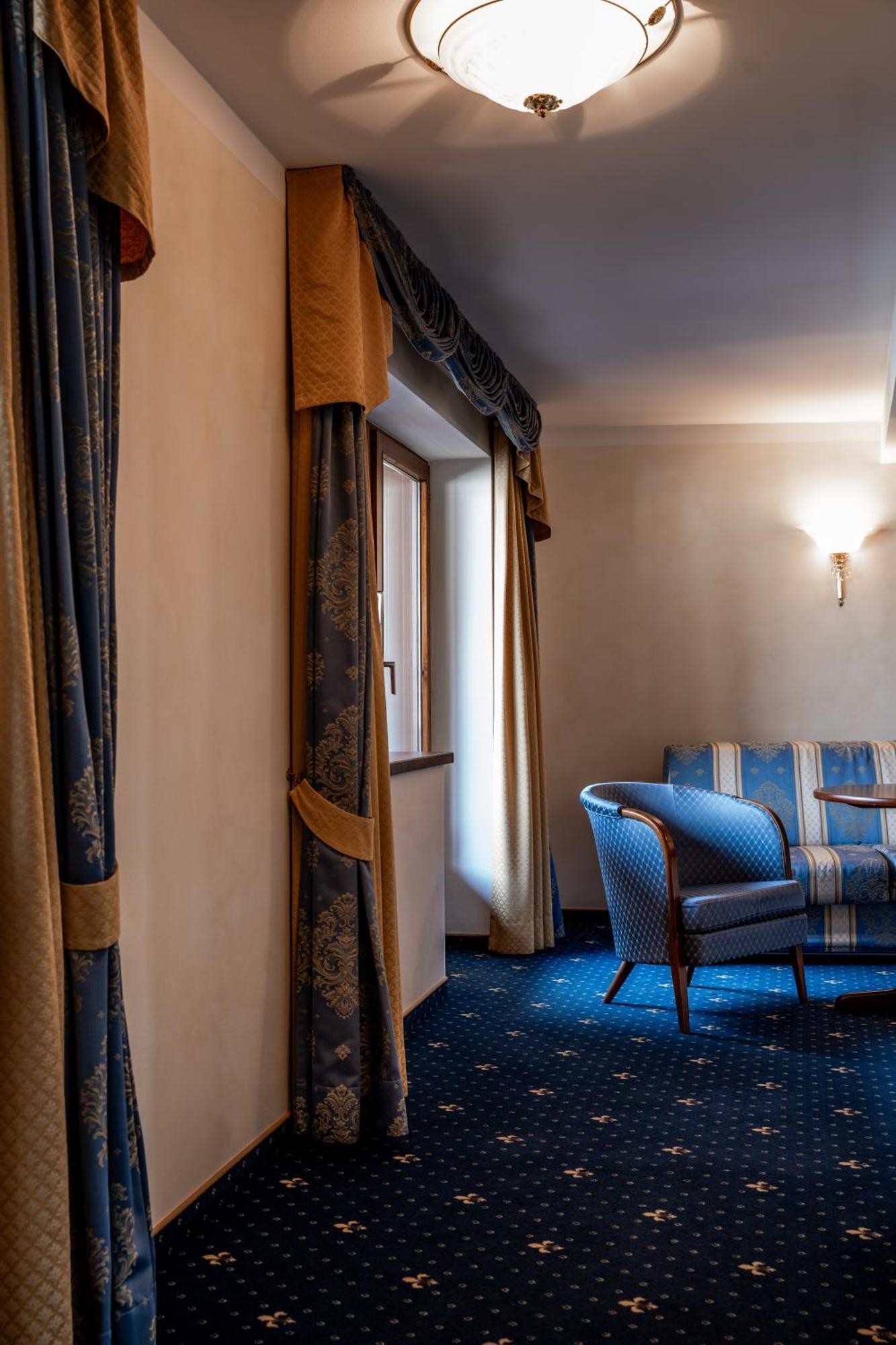 Hotel Maria Theresia Mayrhofen Exterior foto